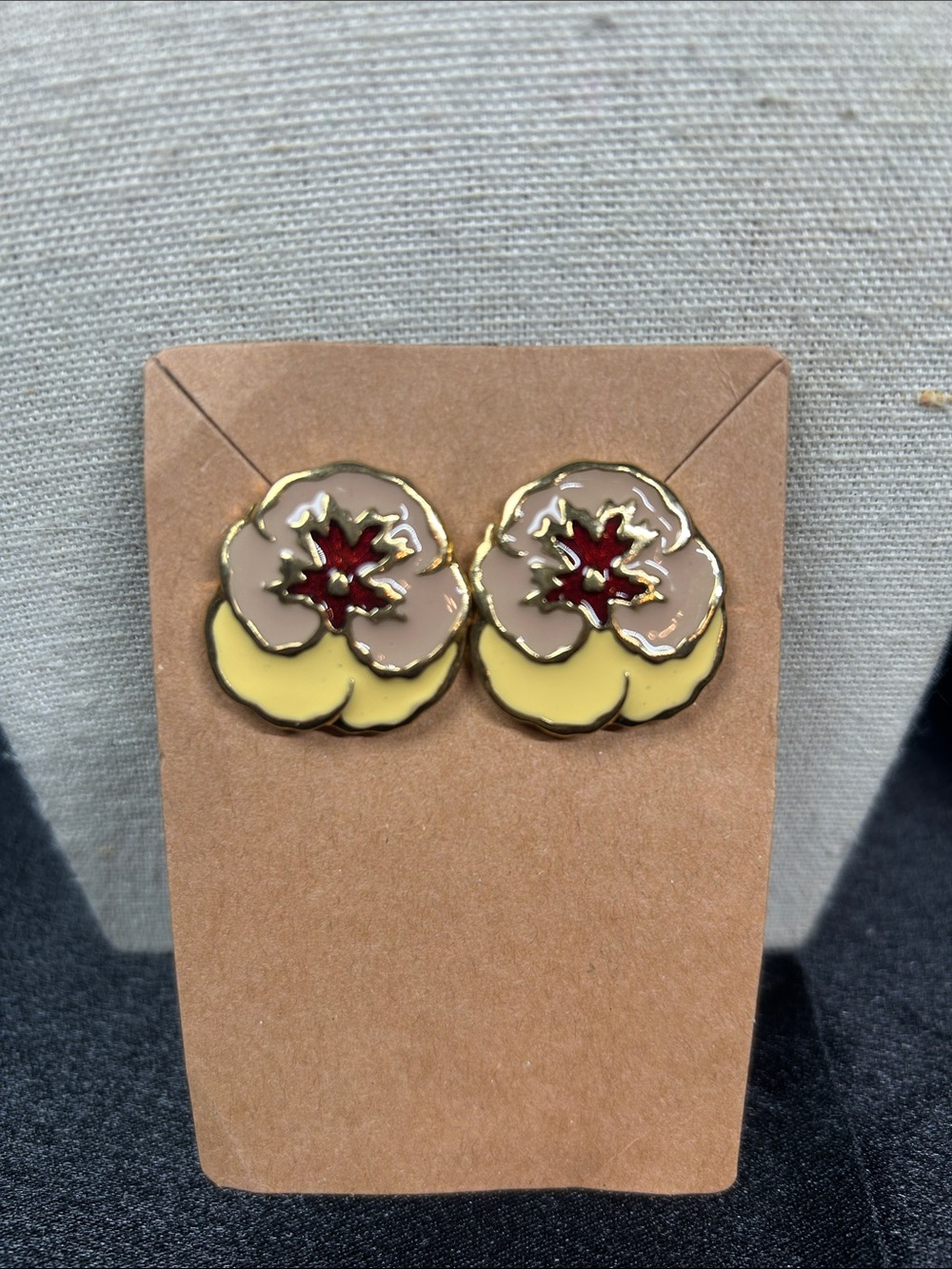Vintage Avon Enamel Pansy Earrings